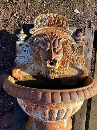 Cast iron Victorian wall water fountain